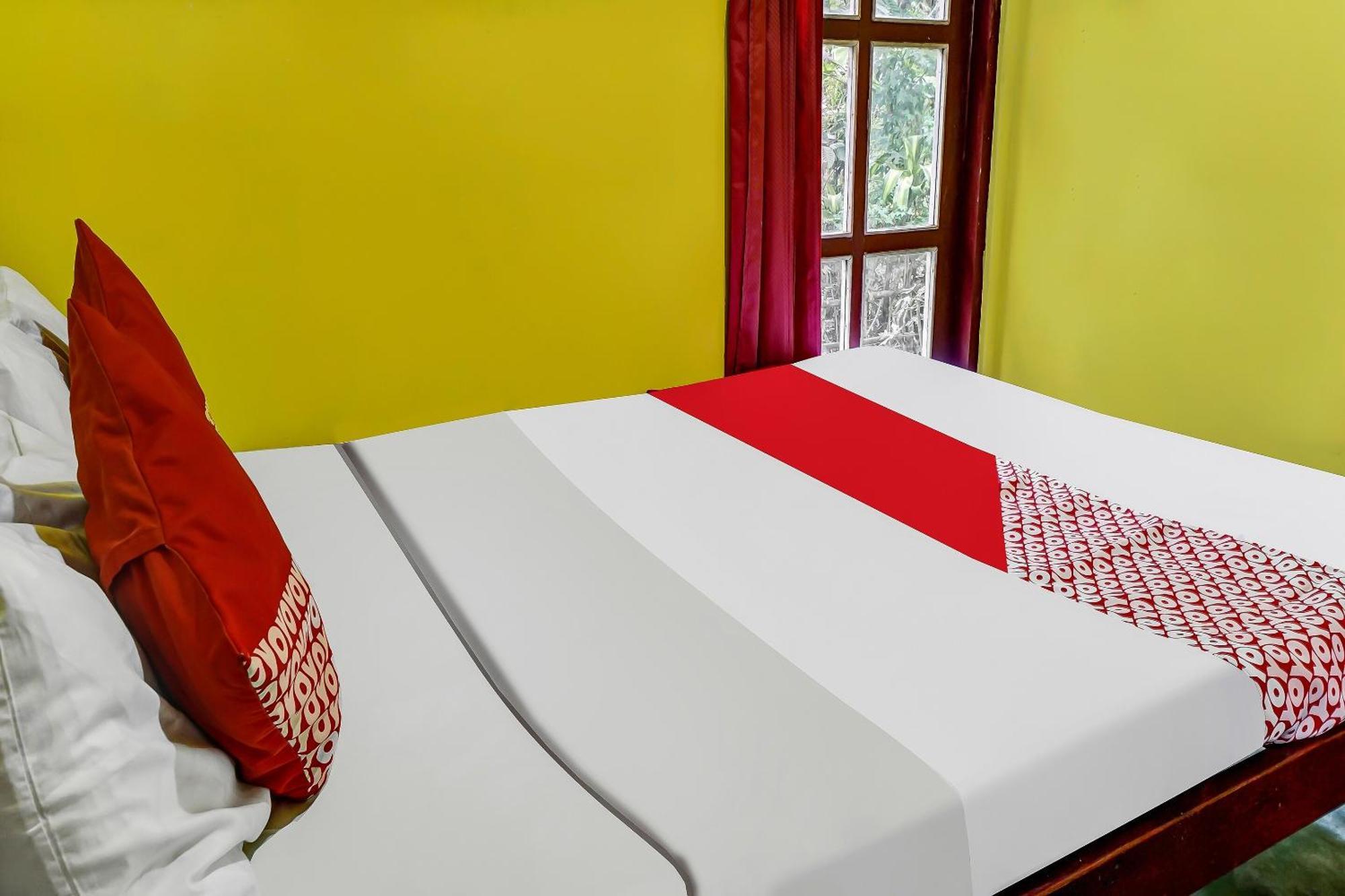 Oyo Homes 90984 Kampung Wisata Ekologi Puspa Jagadneargunung Kelud Blitar Eksteriør billede